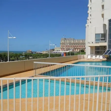 Front De Avec Piscine Et Balcon A - Fr-1-3-412 * Biarritz